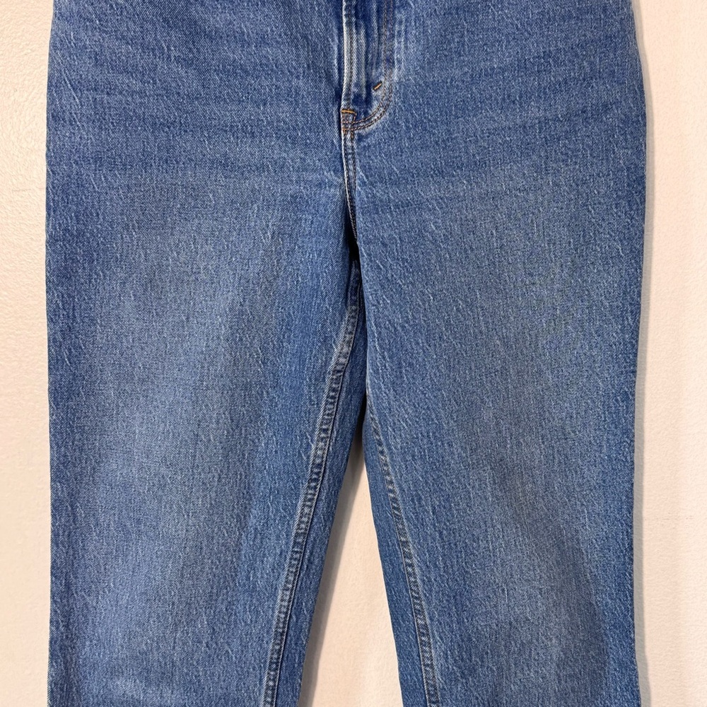 Abercrombie & Fitch The 90’s Straight Ultra High Rise Raw Hem Jeans Sz 28/6R - Picture 11 of 12